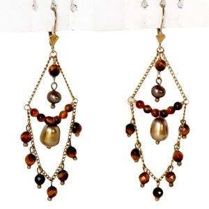 Beaded gold tone drop earrings w/lever back